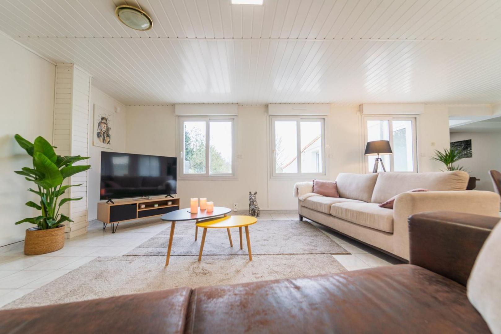 Le Gue Sourdeau: 150M² 5 Min From Futuroscope Chasseneuil-du-Poitou Exterior foto